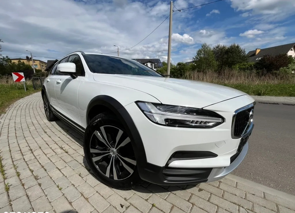 Volvo V90 Cross Country cena 122900 przebieg: 188000, rok produkcji 2019 z Cieszanów małe 781